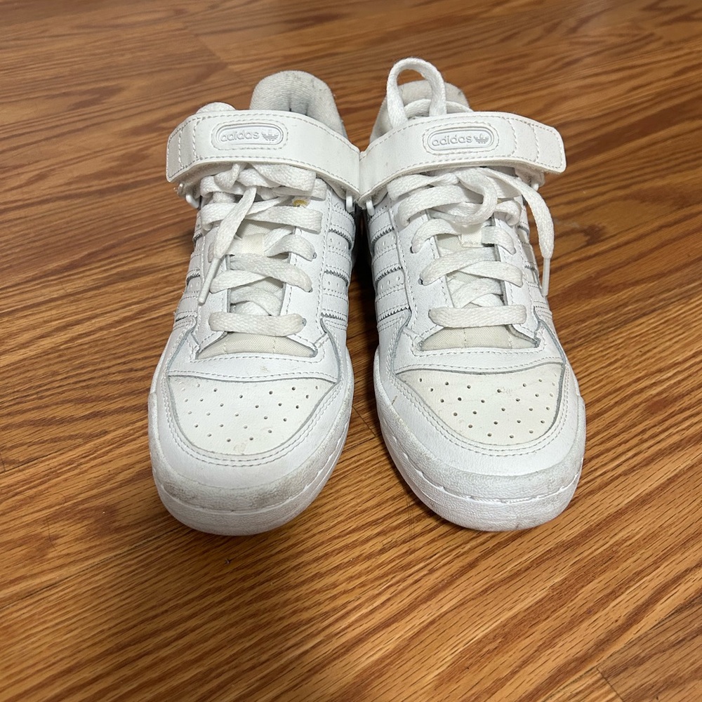 adidas Kids White Low-Top Sneakers with Strap and Laces